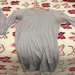 Lululemon Swiftly Tech Long Sleeve Top